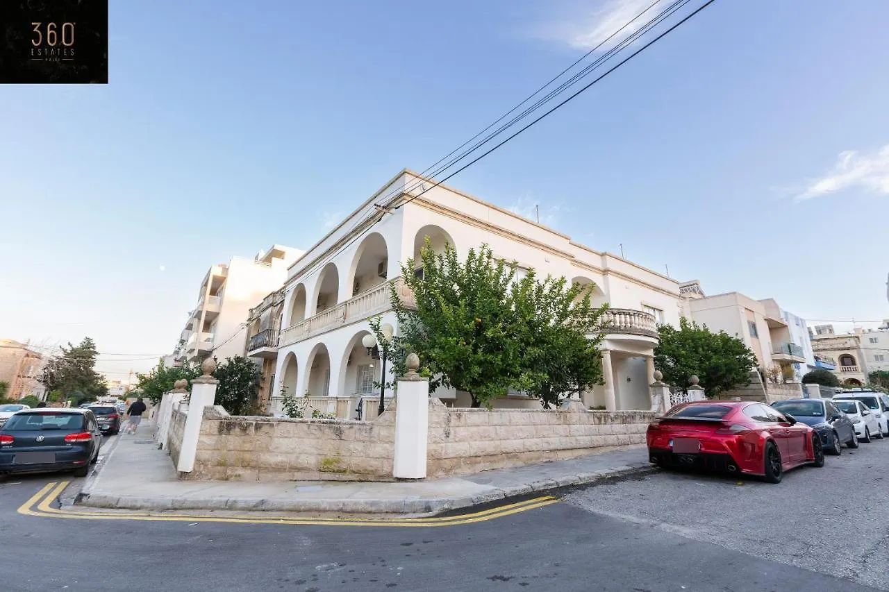 Spacious Num1 House In Swieqi - Sleeps 18 W/Wifi By 360 Estates Apartment Is-Swieqi Malta