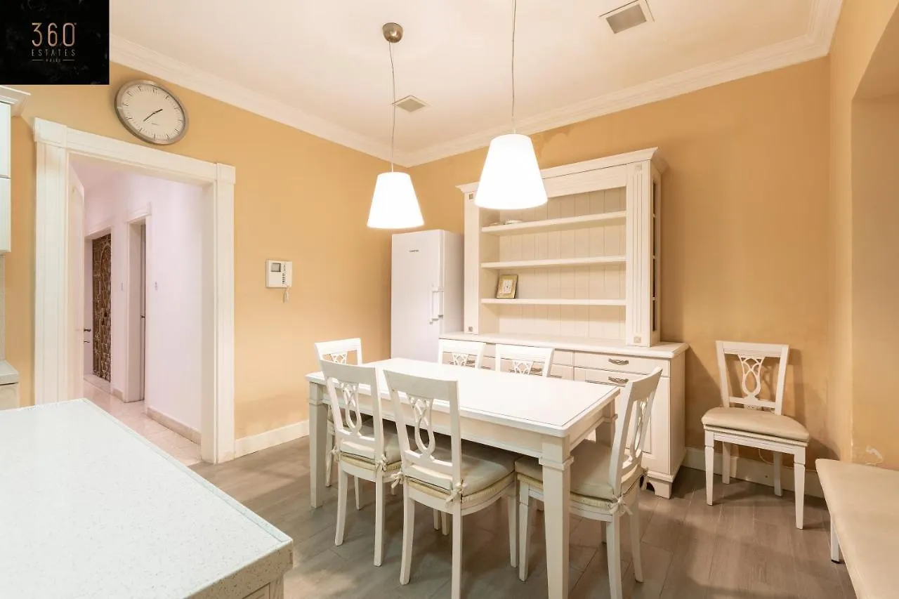 Spacious Num1 House In Swieqi - Sleeps 18 W/Wifi By 360 Estates Apartment Is-Swieqi 0*,  Malta