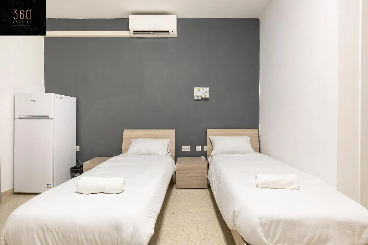 Spacious Num1 House In Swieqi - Sleeps 18 W/Wifi By 360 Estates Apartment Is-Swieqi 0*,