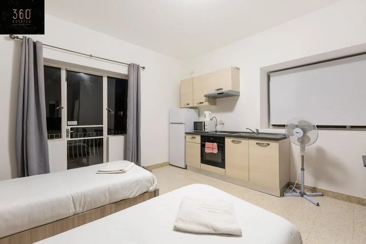 Spacious Num1 House In Swieqi - Sleeps 18 W/Wifi By 360 Estates Apartment Is-Swieqi