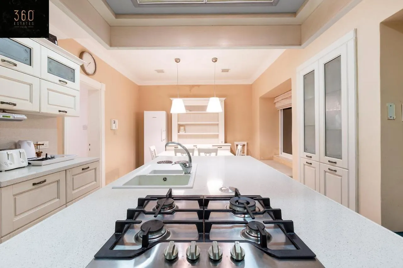 Spacious Num1 House In Swieqi - Sleeps 18 W/Wifi By 360 Estates Apartment Is-Swieqi