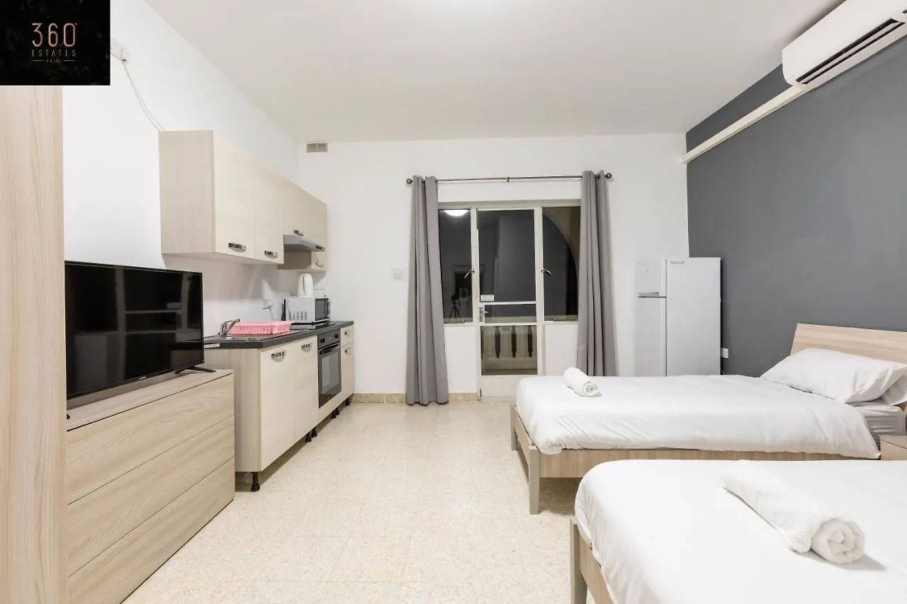 Spacious Num1 House In Swieqi - Sleeps 18 W/Wifi By 360 Estates Apartment Is-Swieqi